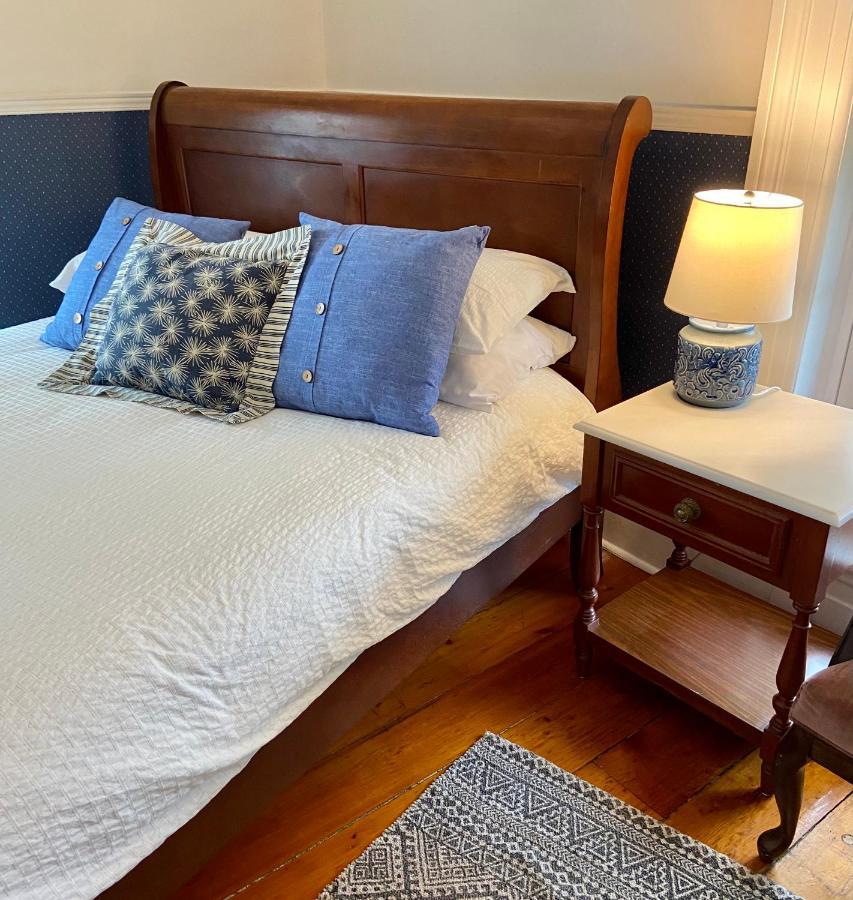 The Cove Inn Westport Εξωτερικό φωτογραφία