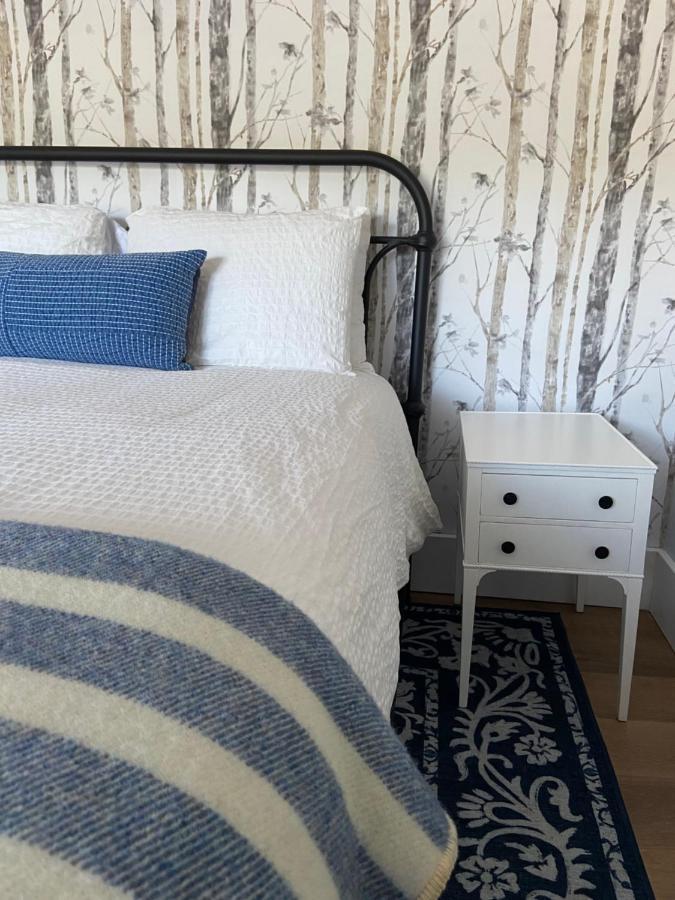 The Cove Inn Westport Εξωτερικό φωτογραφία